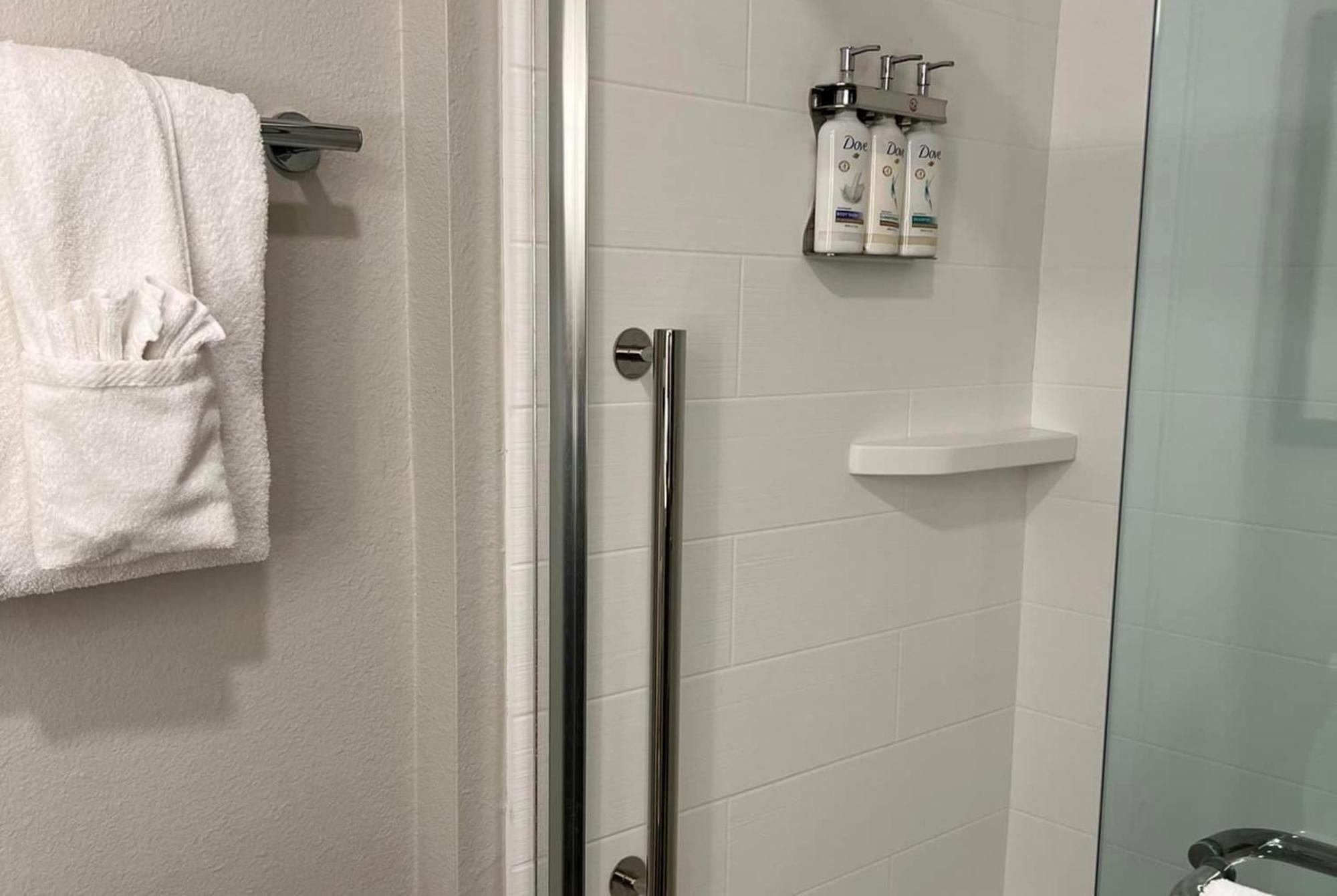 Holiday Inn Express & Suites Bryan - College Station By Ihg Экстерьер фото